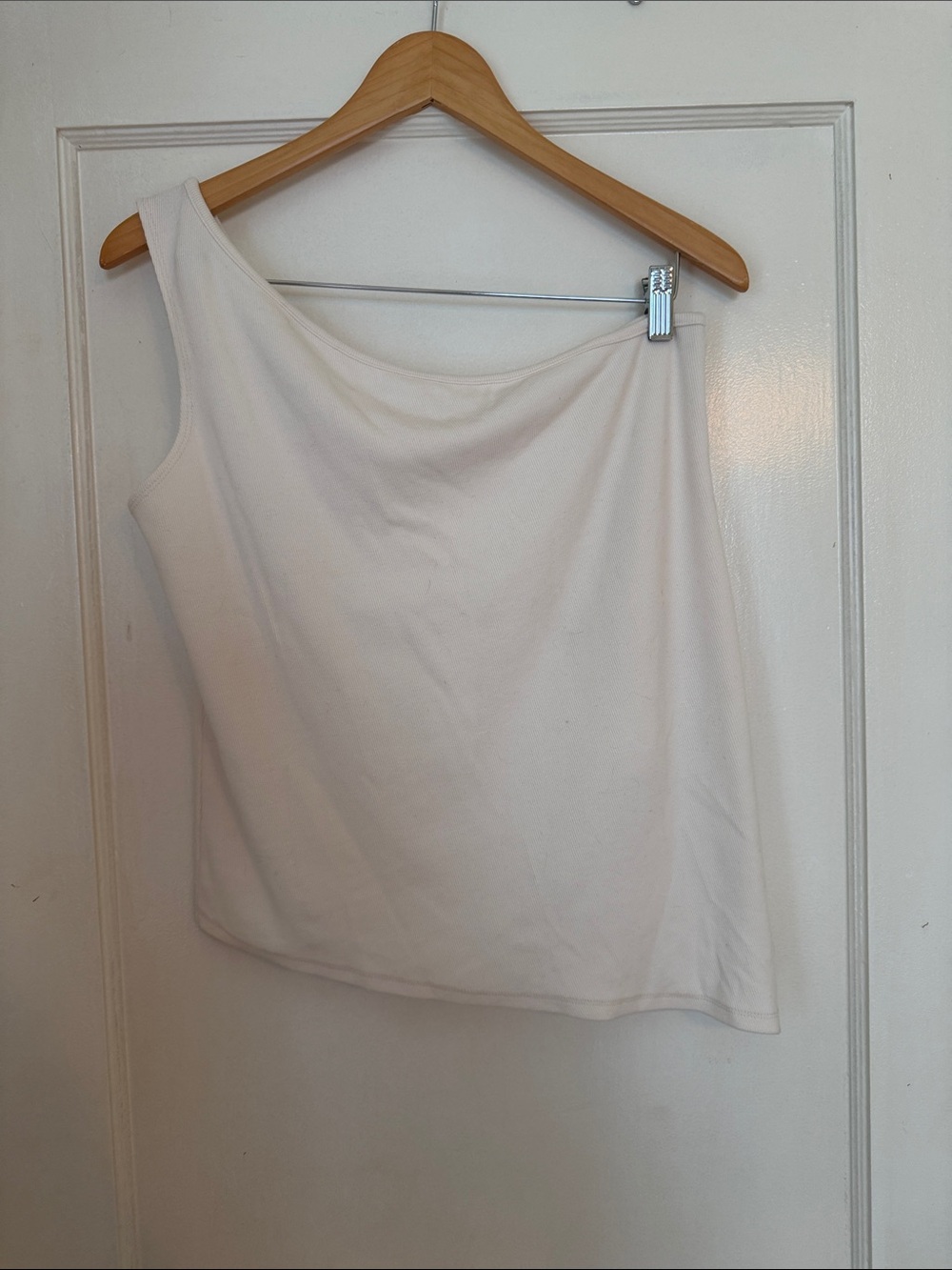 Asymmetric One-Shoulder Tank Top — Cream